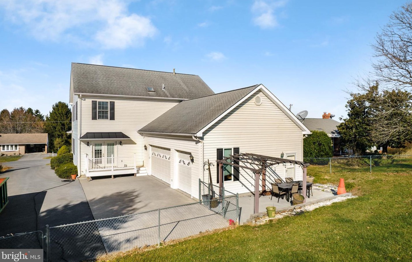 2816 Baldwin St, Winchester, VA 22601-4242