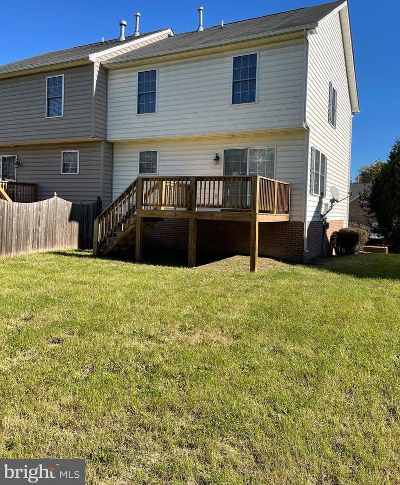 2083 Honeysuckle Ln, Winchester, VA 22601