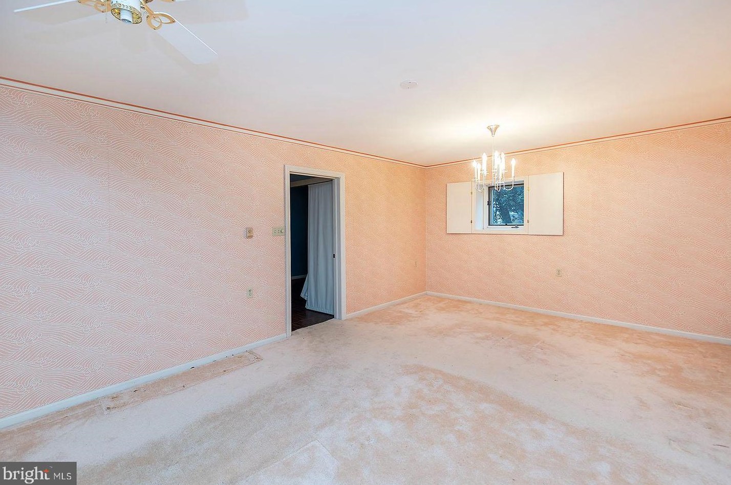 1413 Handley Ave, Winchester VA  22601-3746 exterior