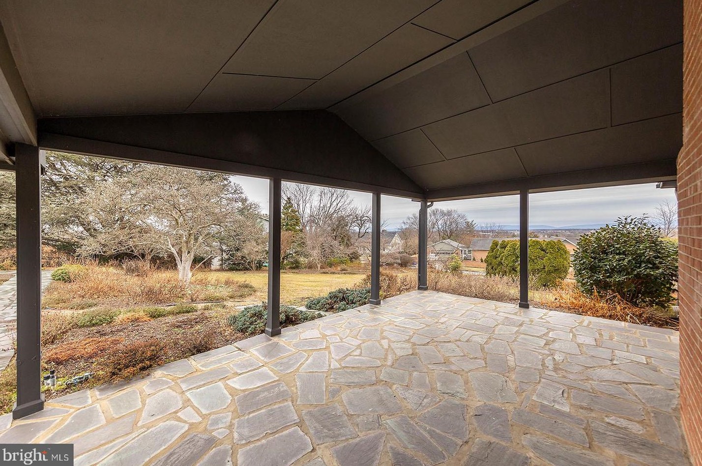 1413 Handley Ave, Winchester VA  22601-3746 exterior