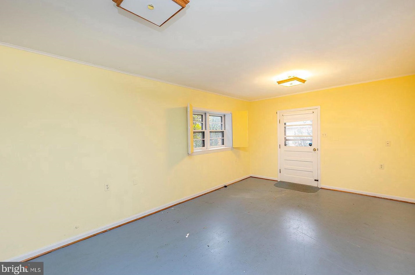 1413 Handley Ave, Winchester VA  22601-3746 exterior