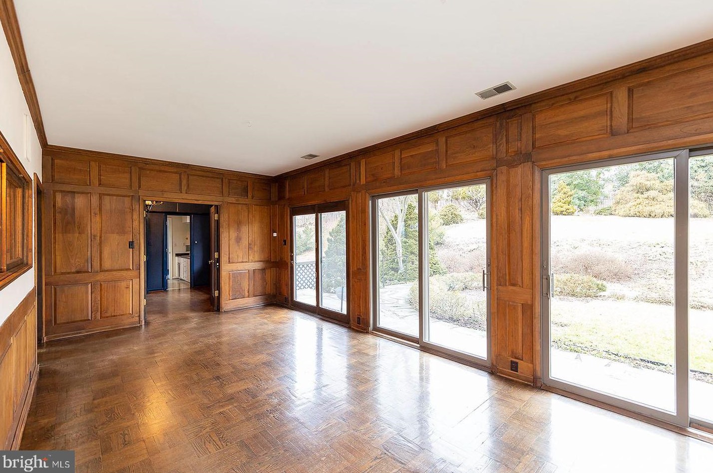 1413 Handley Ave, Winchester VA  22601-3746 exterior