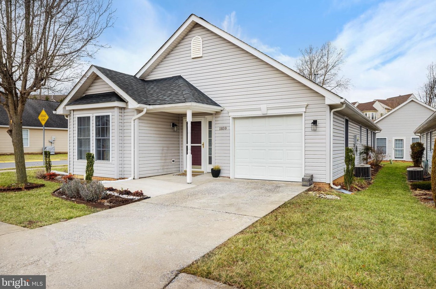 1859 Melvor Ln, Winchester, VA 22601