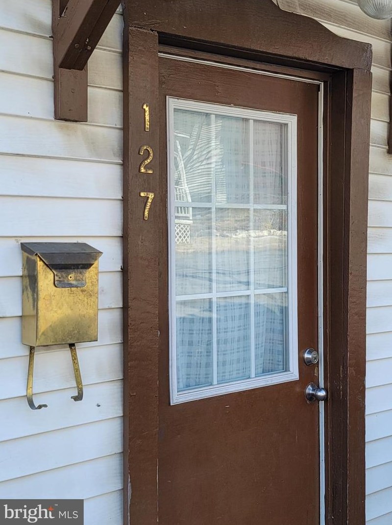 127 E Germain St, Winchester, VA 22601