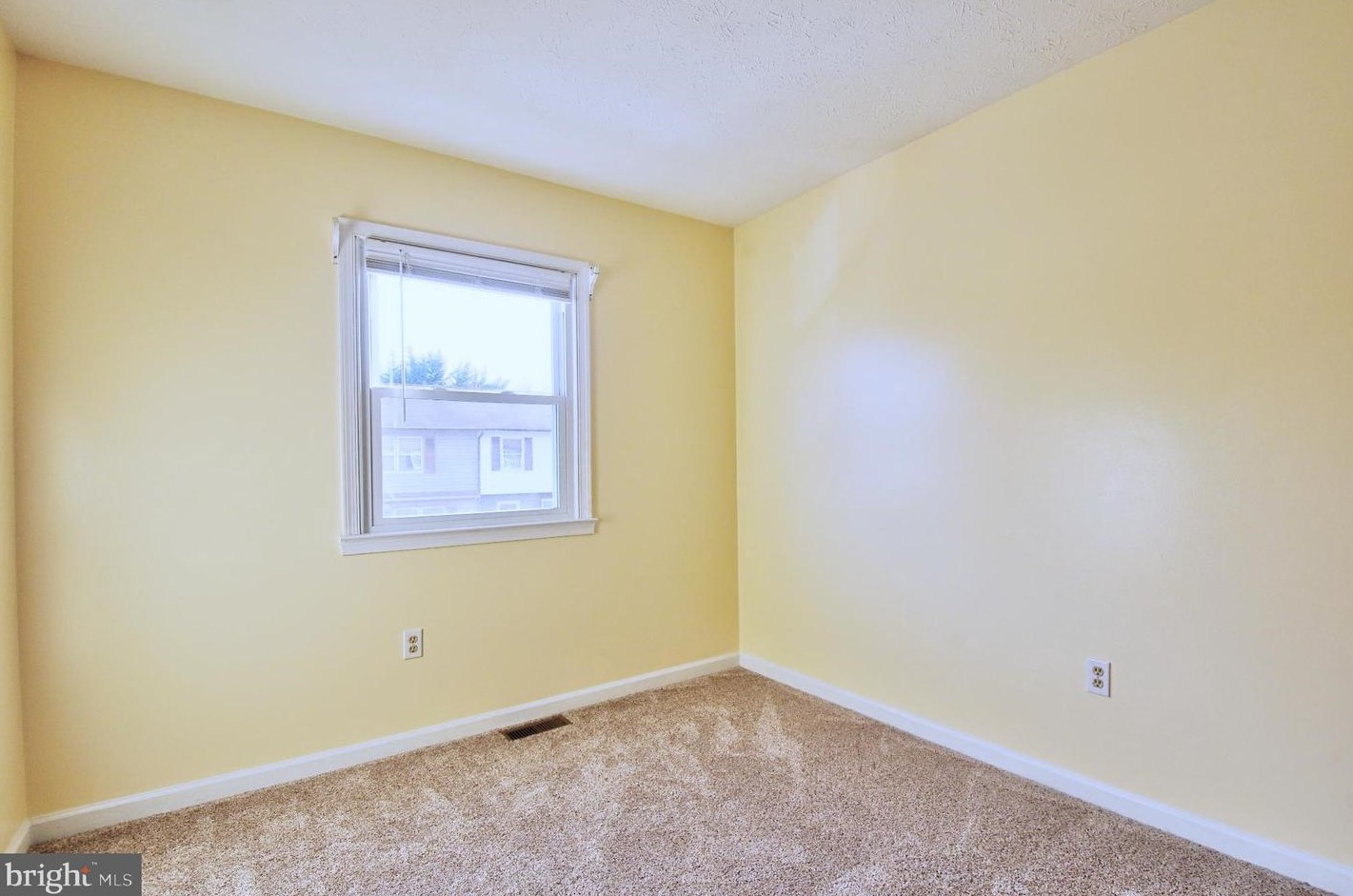 18 Jigsaw Pl, Winchester VA  22601-3656 exterior