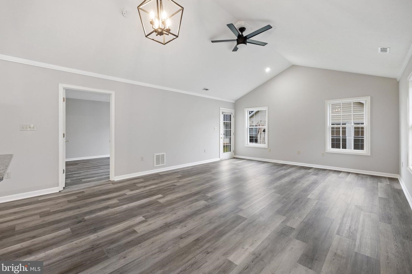 1853 Rosser Ln, Winchester VA  22601-6353 exterior