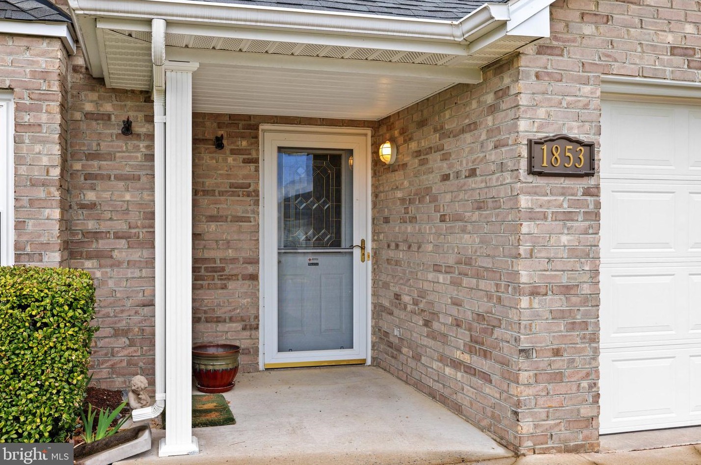 1853 Rosser Ln, Winchester VA  22601-6353 exterior