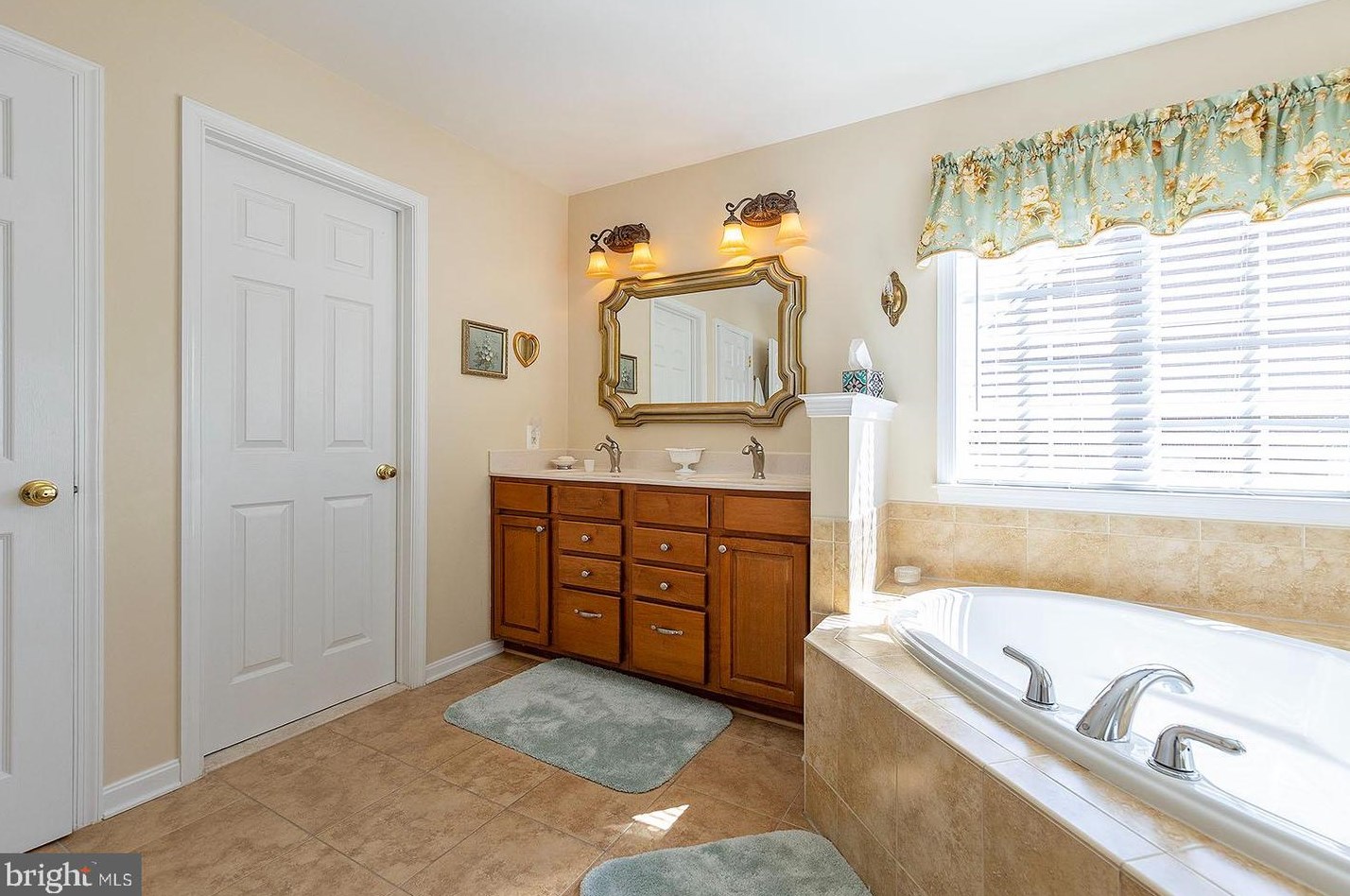 1001 Armistead St, Winchester VA  22601-6751 exterior