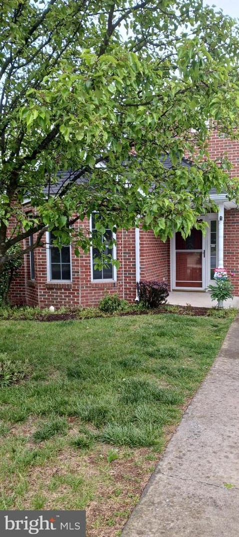 1827 Melvor Ln, Winchester, VA 22601-6390