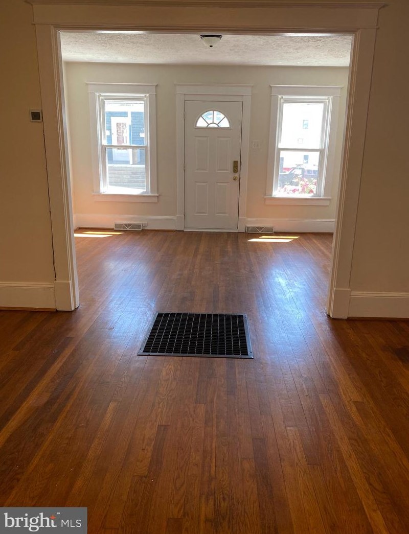 208 E Fairfax Ln, Winchester, VA 22601