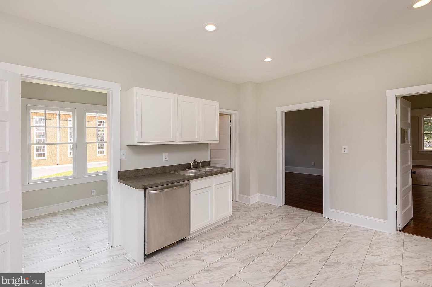 918 Amherst St, Winchester VA  22601-3306 exterior