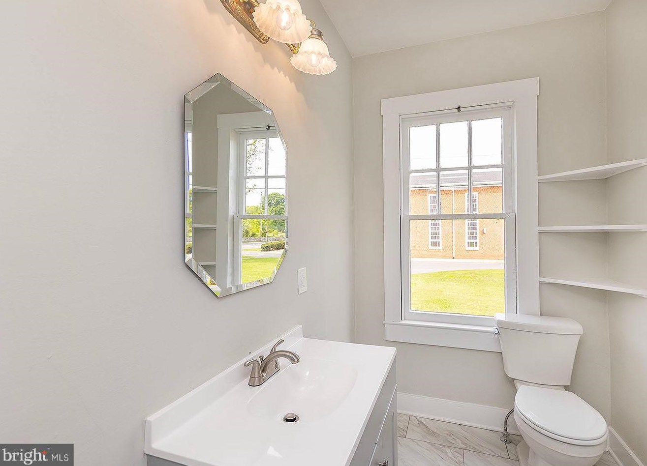 918 Amherst St, Winchester VA  22601-3306 exterior