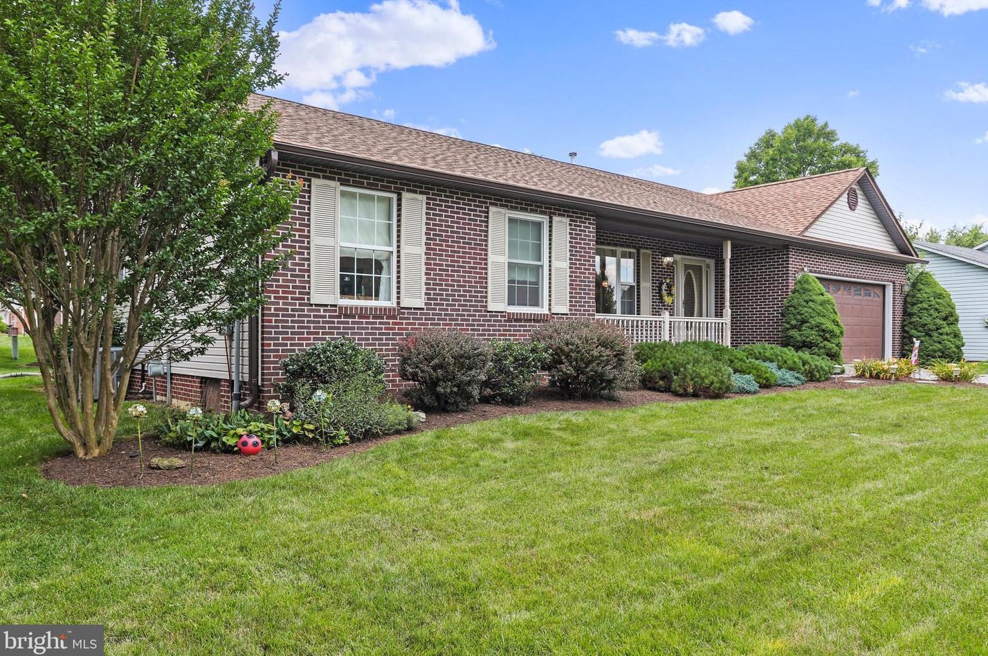 209 W Cedarmeade Ave, Winchester, VA 22601