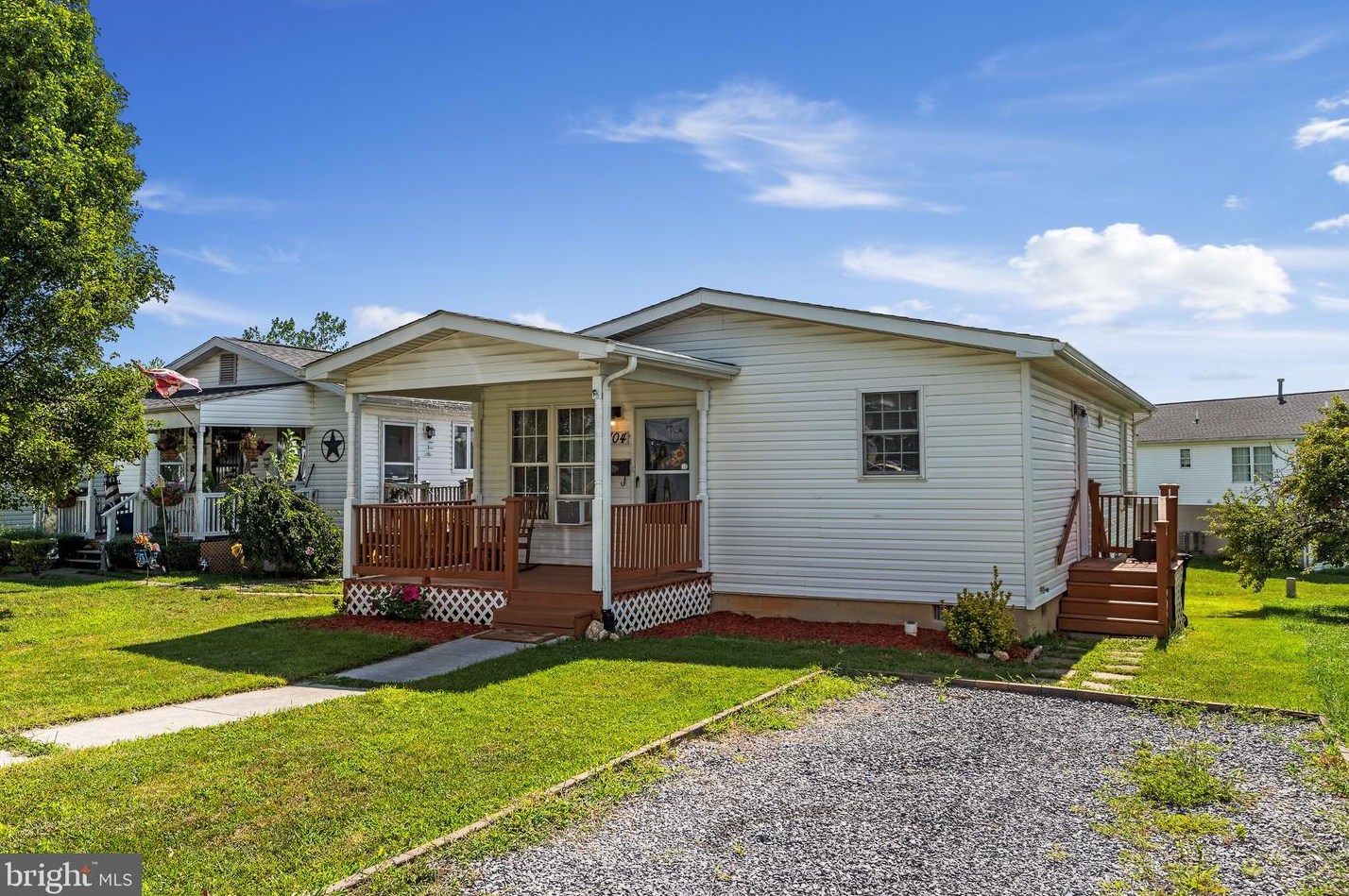 704 Watson Ave, Winchester, VA 22601-5300
