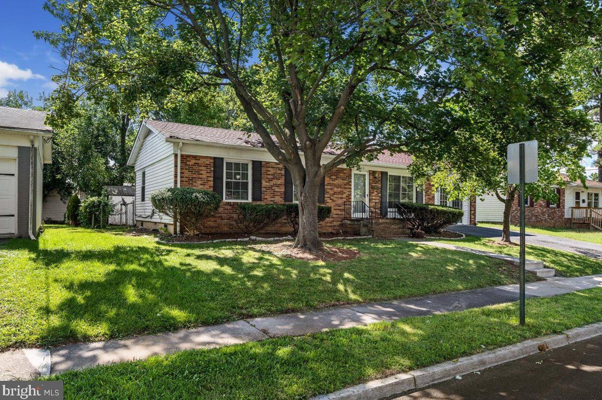 620 Fairview Ave, Winchester, VA 22601-5305