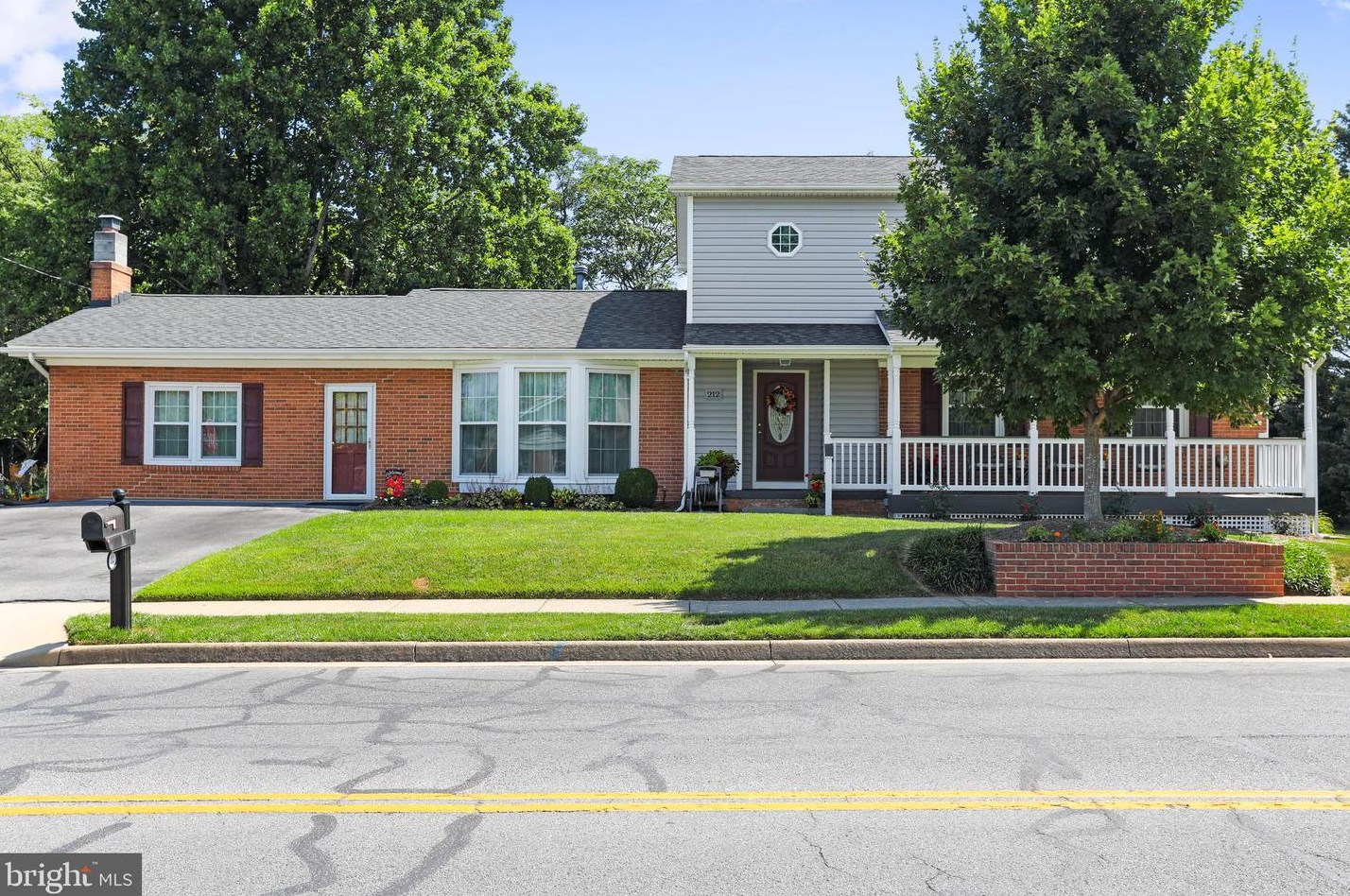 212 Cedarmeade Ave, Winchester, VA 22601-3410
