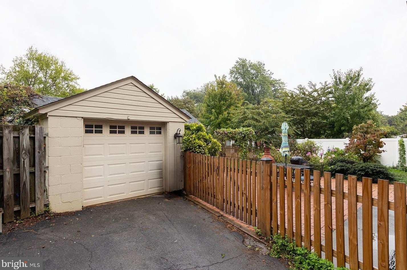 332 Whitlock Ave, Winchester, VA 22601-3763