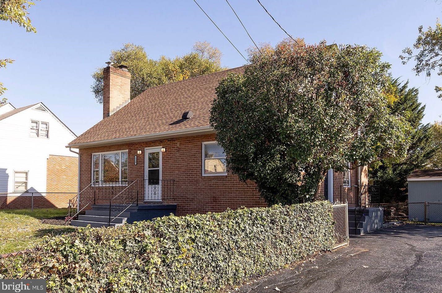 550 Gray Ave, Winchester, VA 22601