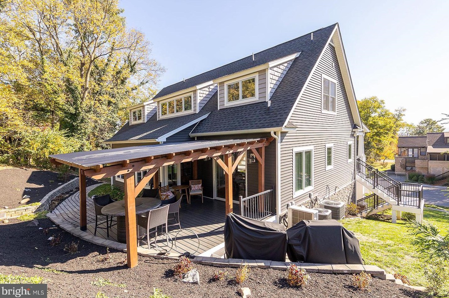 1509 Handley Ave, Winchester VA  22601-3114 exterior