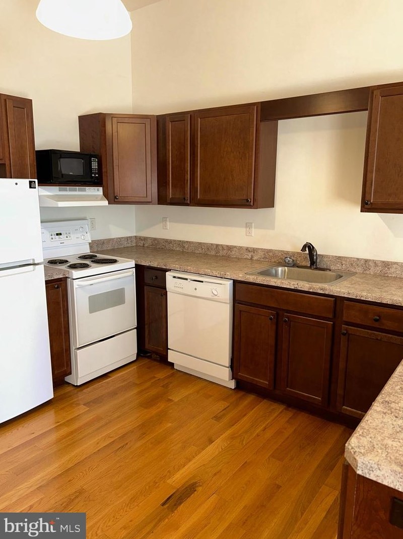 302 N Cameron St #203, Winchester, VA 22601