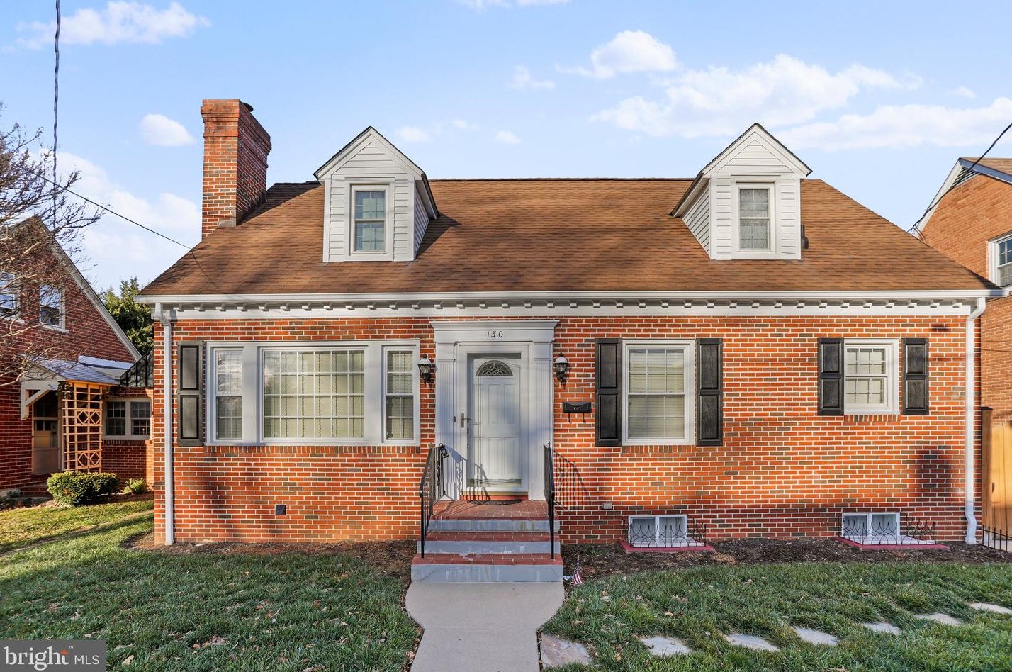 130 Montague Ave, Winchester, VA 22601-3771