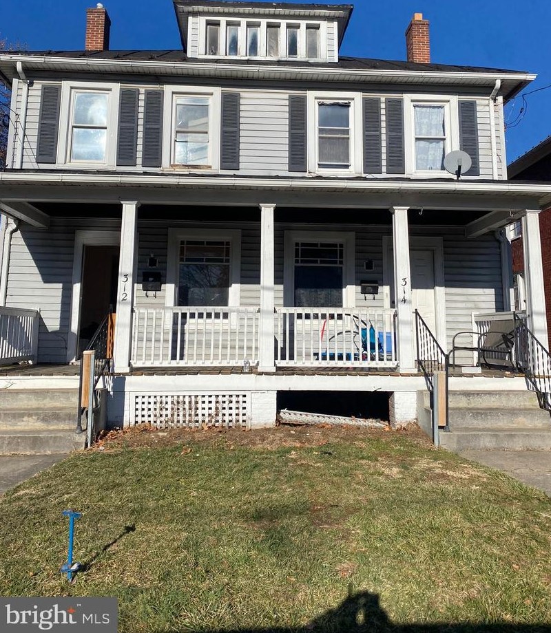 312 Piccadilly St, Winchester, VA 22601-5217