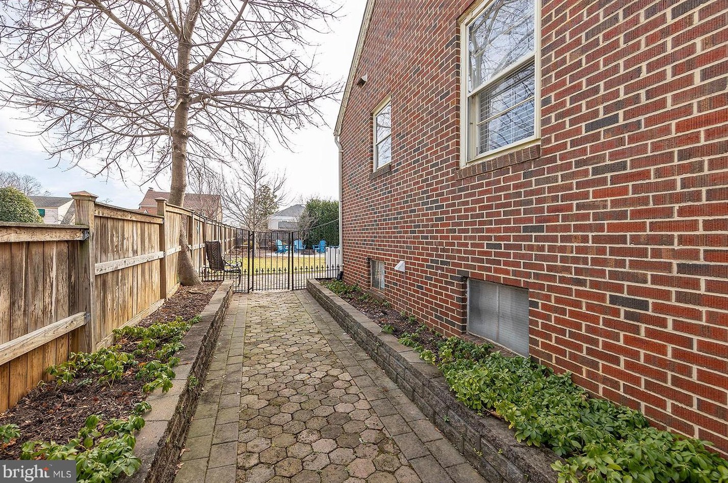 1310 Vanceright Cir, Winchester, VA 22601-3219