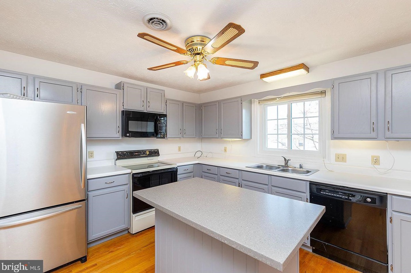 2642 Daniel Ter, Winchester VA  22601-2643 exterior