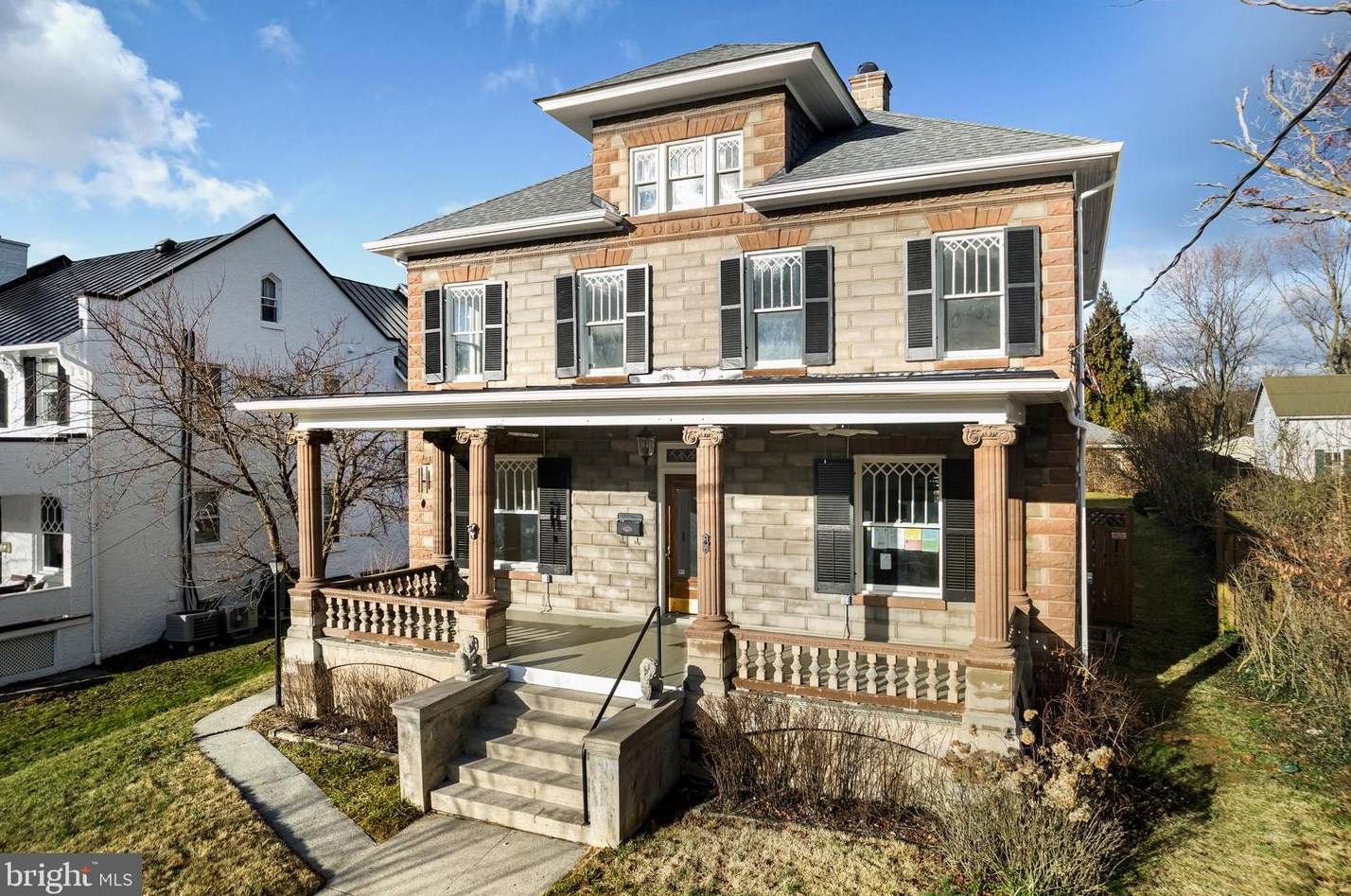 439 N Braddock St, Winchester, VA 22601