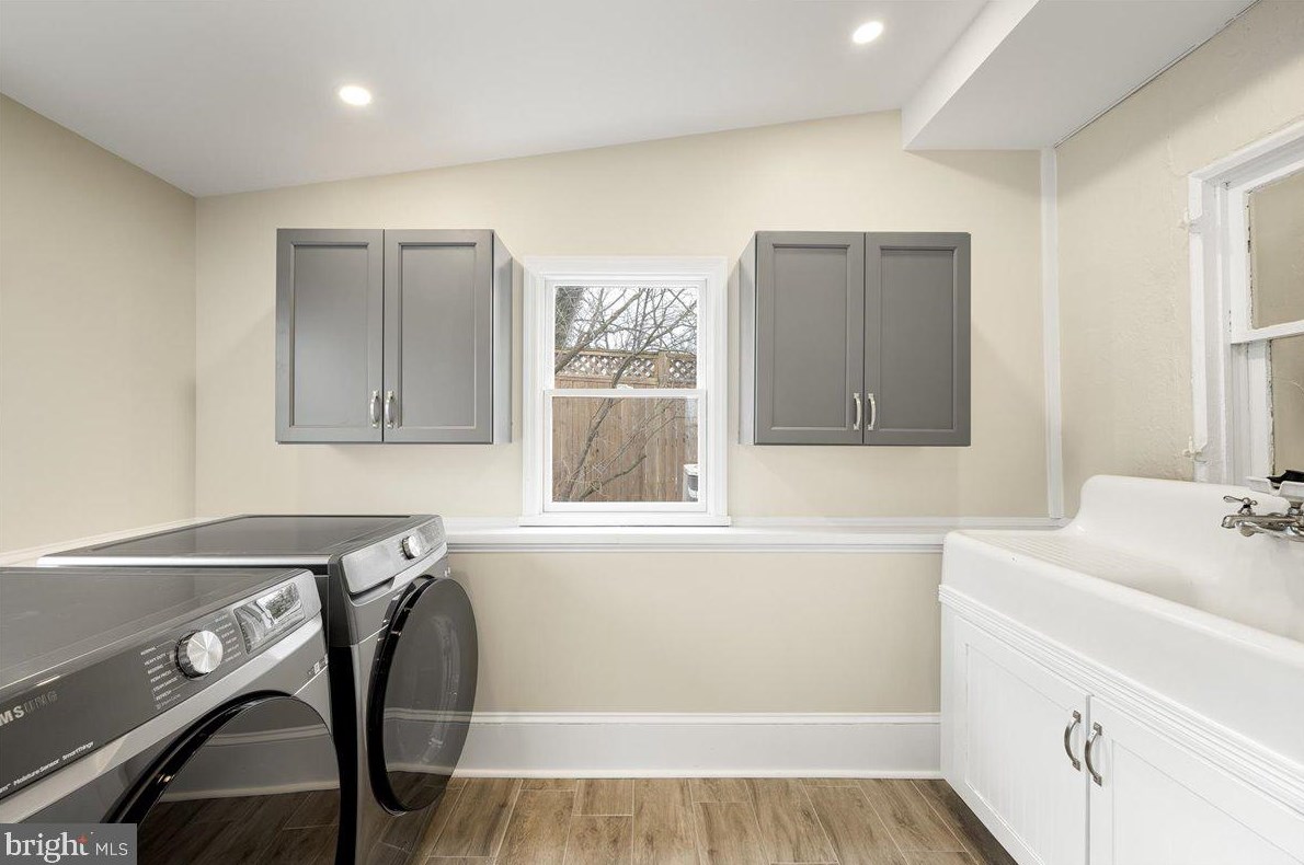 439 Braddock St, Winchester VA  22601-3921 exterior