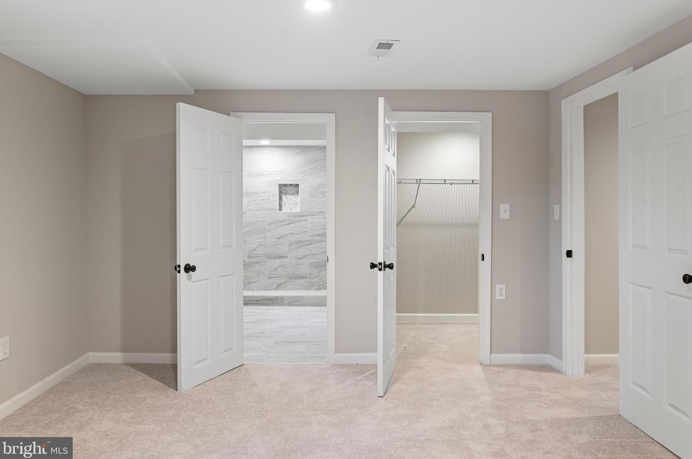 149 Fox Dr, Winchester VA  22601-3034 exterior