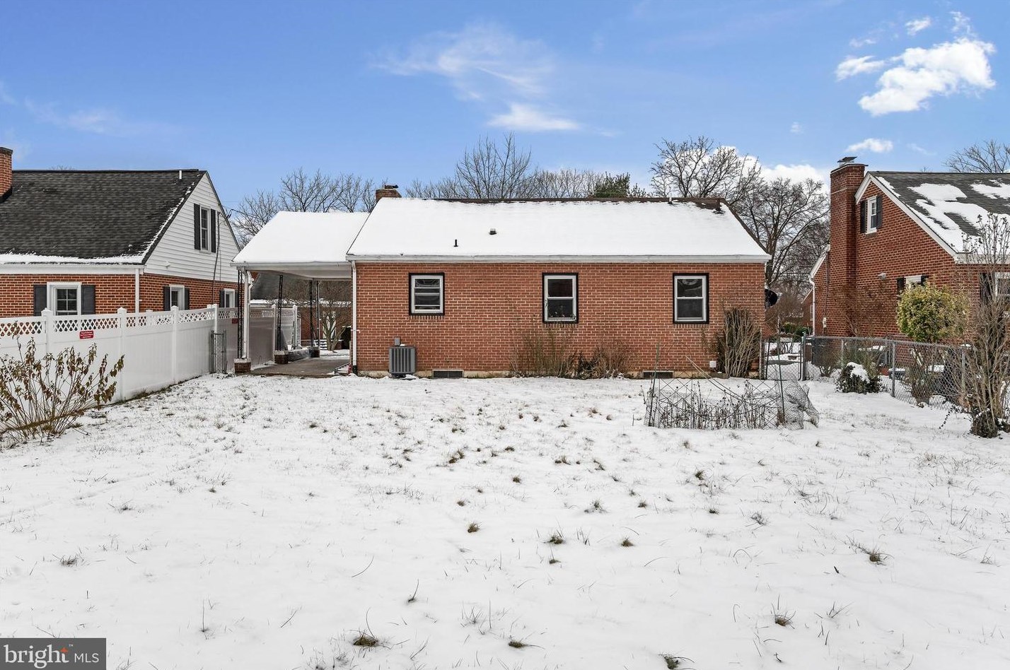 149 Fox Dr, Winchester VA  22601-3034 exterior