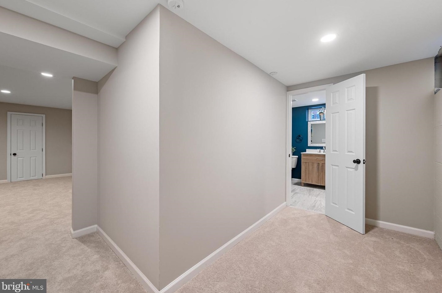 149 Fox Dr, Winchester VA  22601-3034 exterior