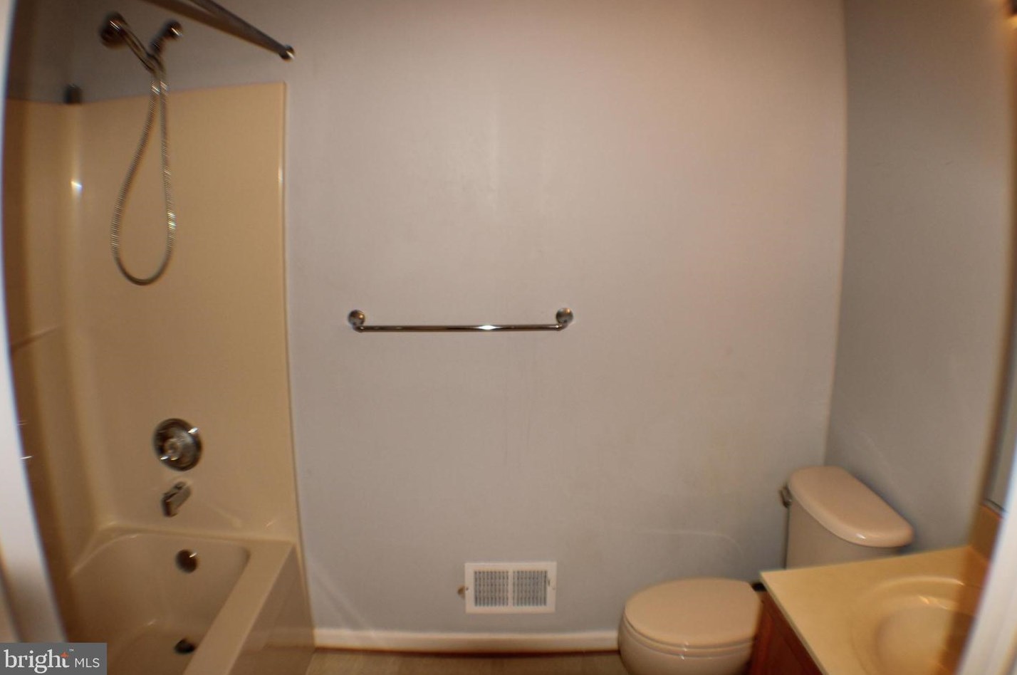 1815 Melvor Ln, Winchester VA  22601-6390 exterior