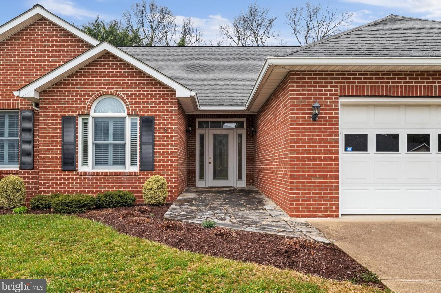 834 Buckner Dr, Winchester, VA 22601-6745
