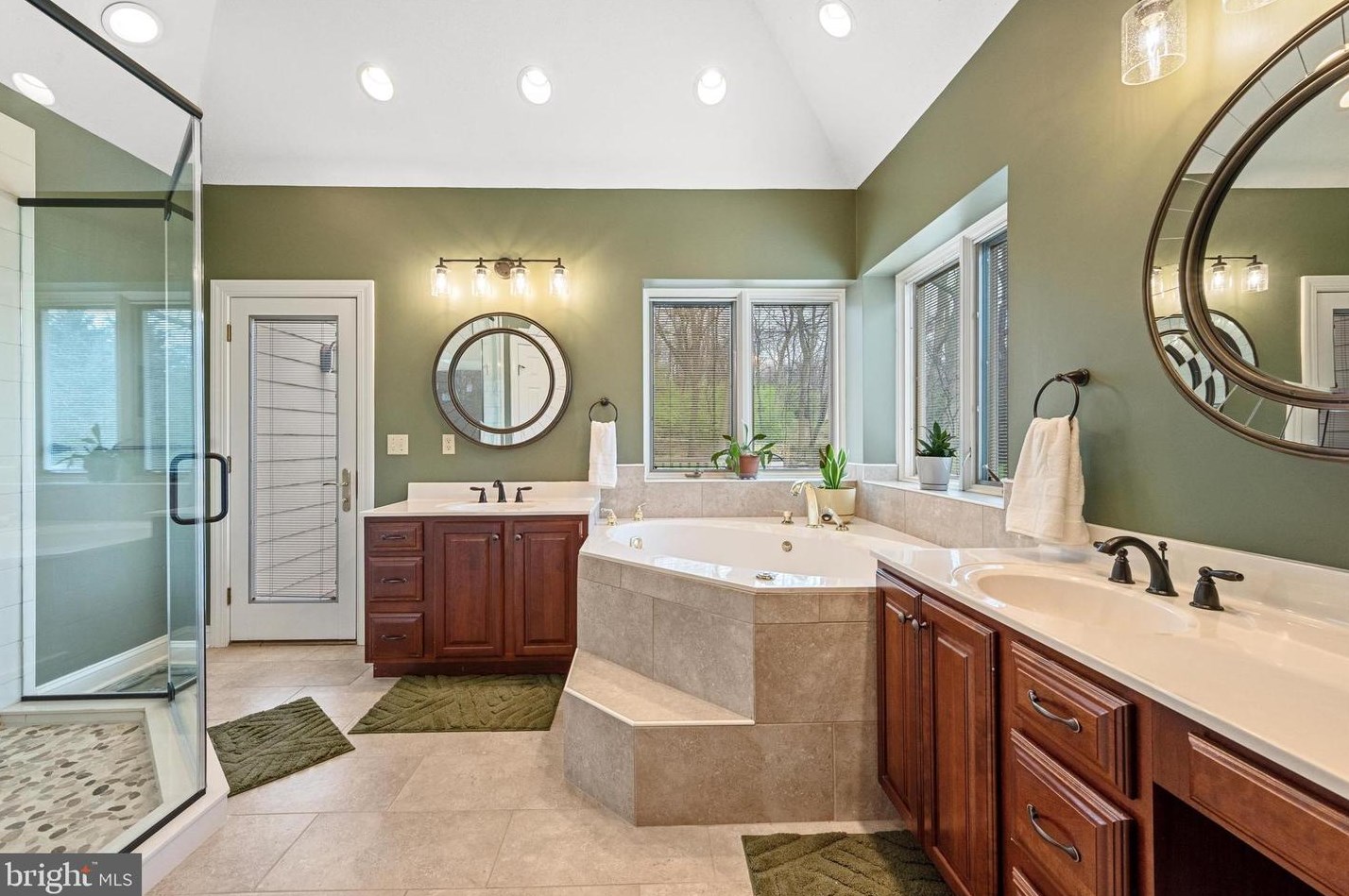 504 Marion St, Winchester VA  22601-2912 exterior