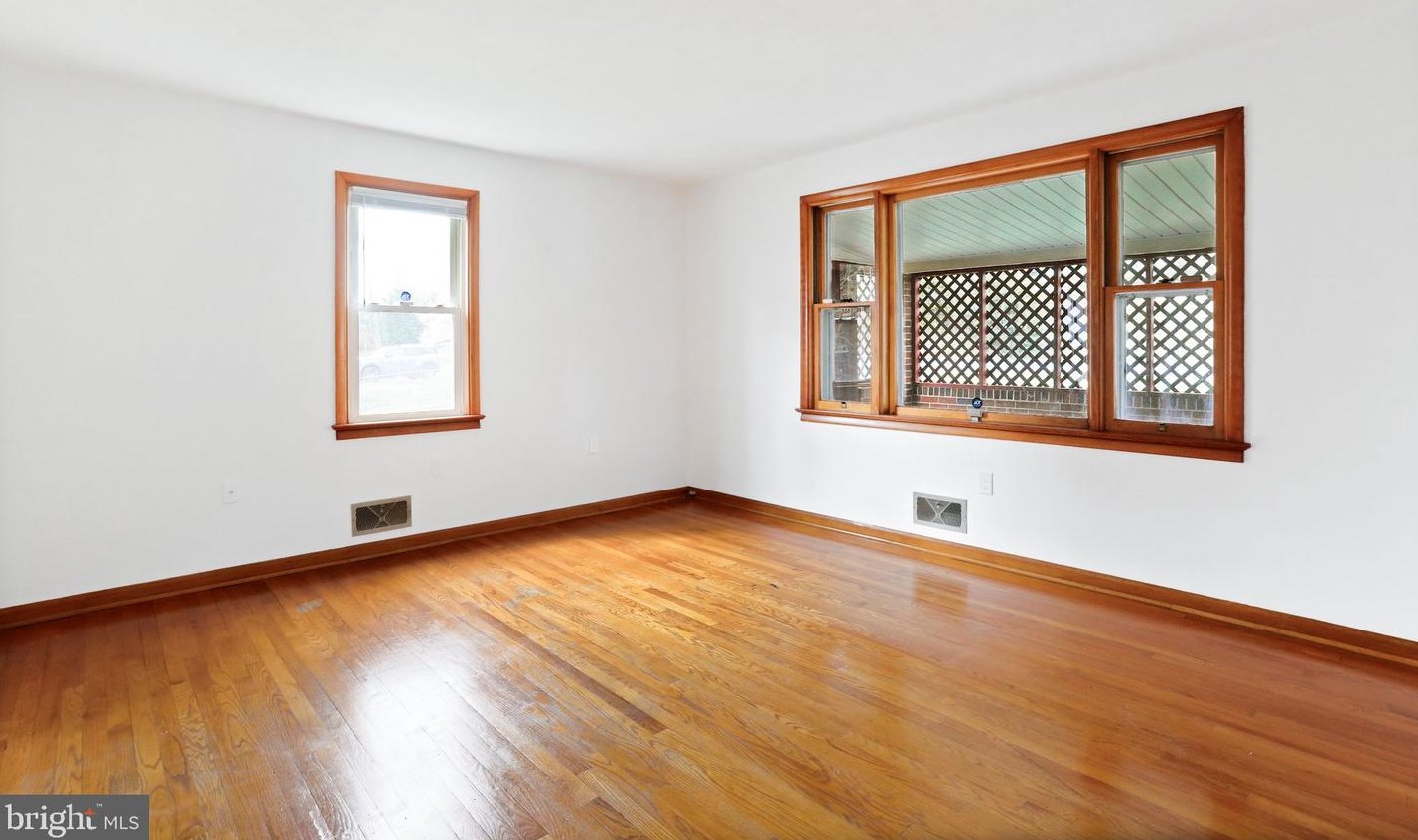 2428 Massanutten Ter, Winchester VA  22601-2750 exterior