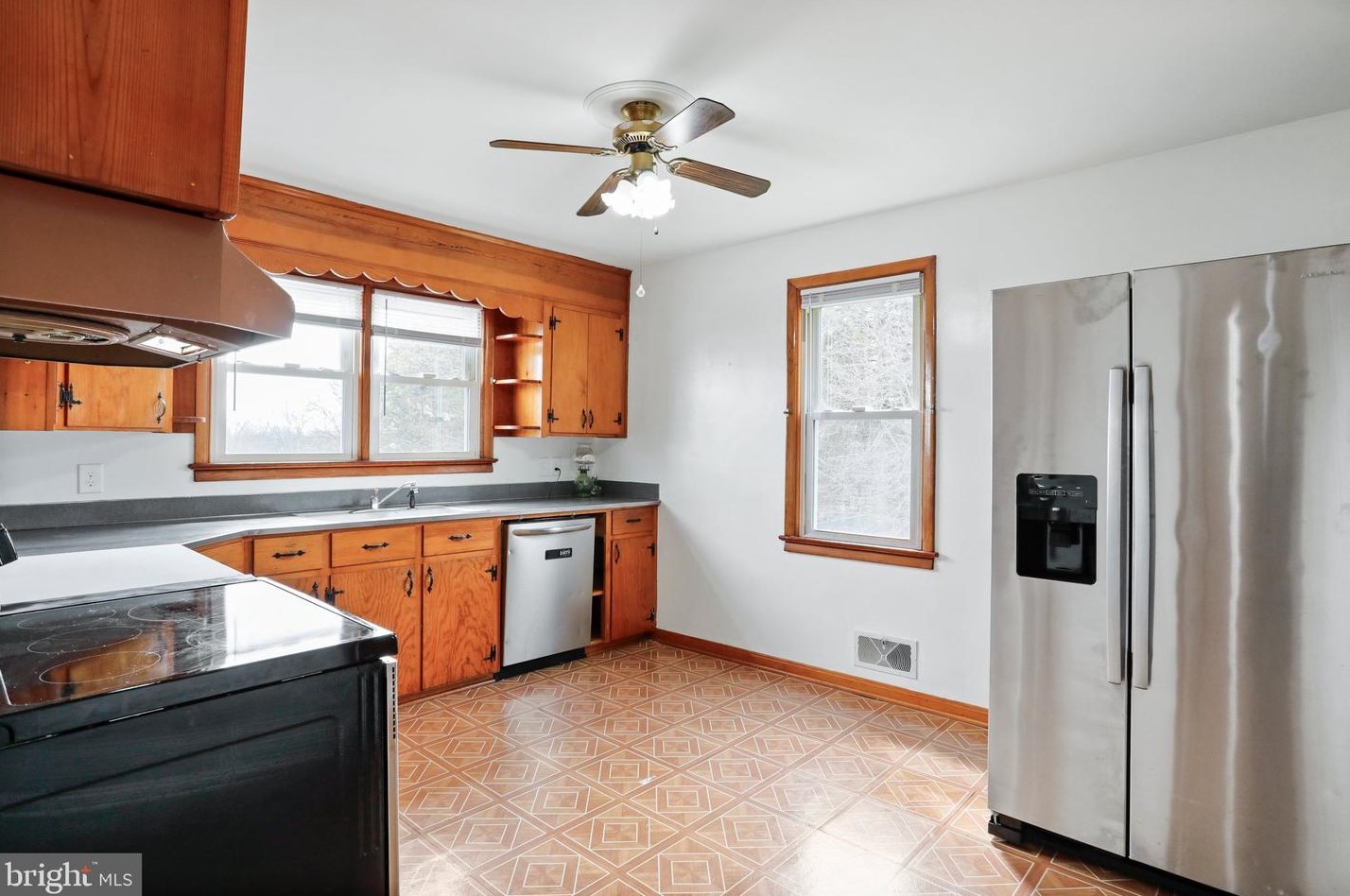 2428 Massanutten Ter, Winchester VA  22601-2750 exterior