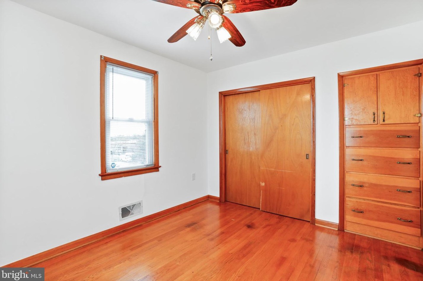 2428 Massanutten Ter, Winchester VA  22601-2750 exterior