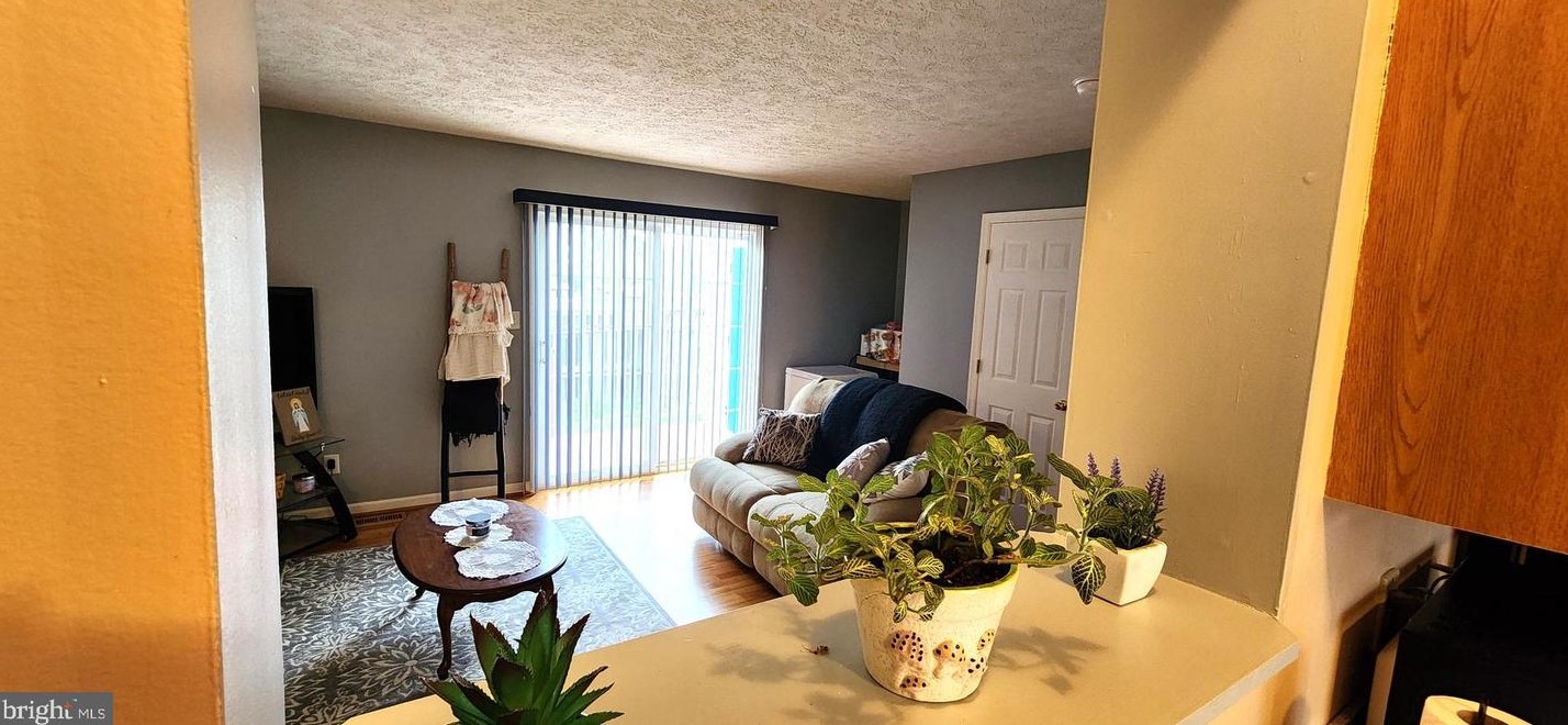 2945 Sorrell Ct, Winchester VA  22601-3498 exterior