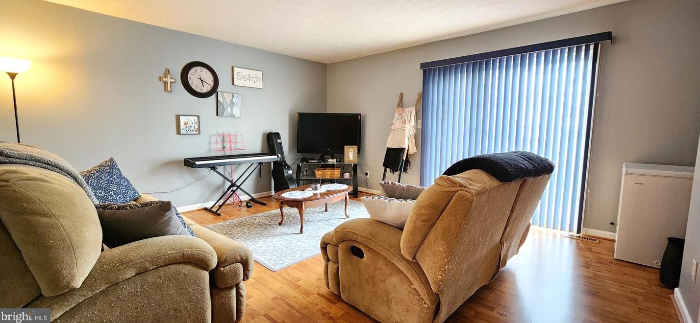 2945 Sorrell Ct, Winchester VA  22601-3498 exterior