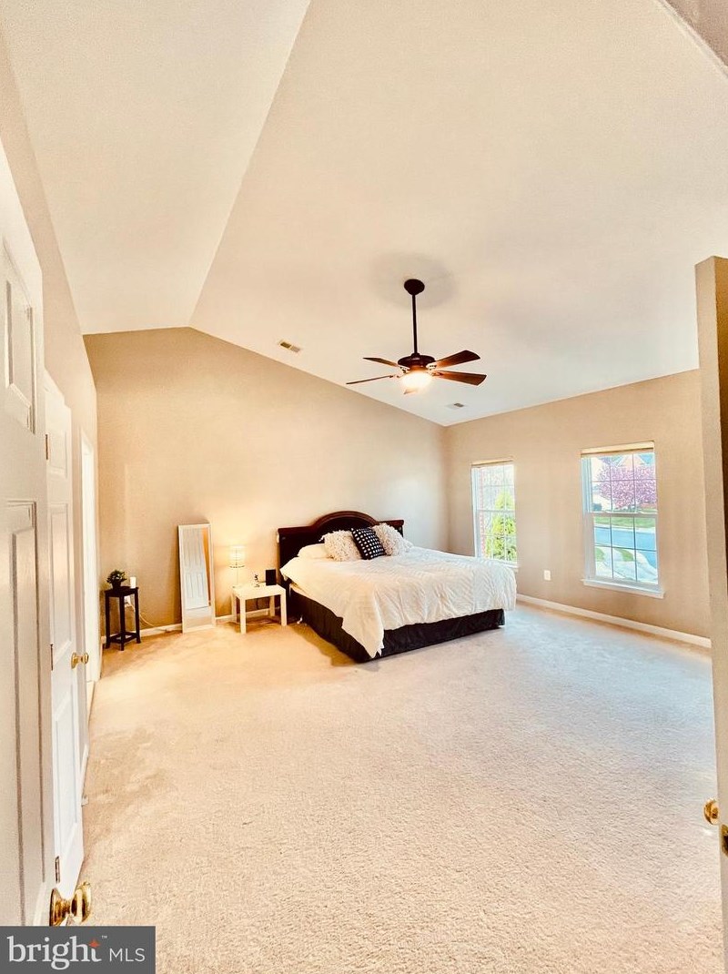 635 Beehive Way, Winchester VA  22601-6438 exterior