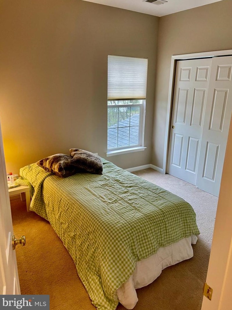 635 Beehive Way, Winchester VA  22601-6438 exterior