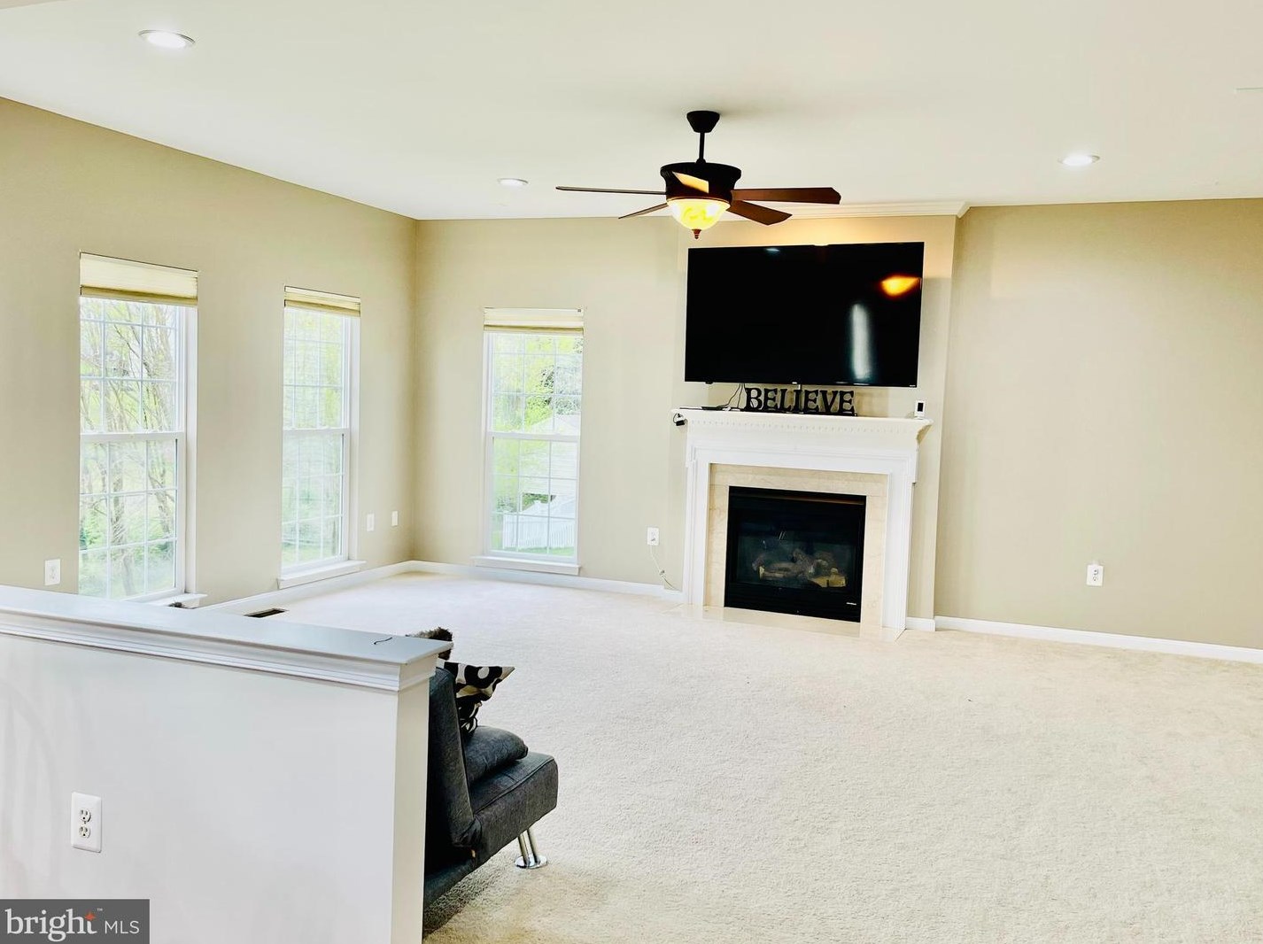 635 Beehive Way, Winchester VA  22601-6438 exterior