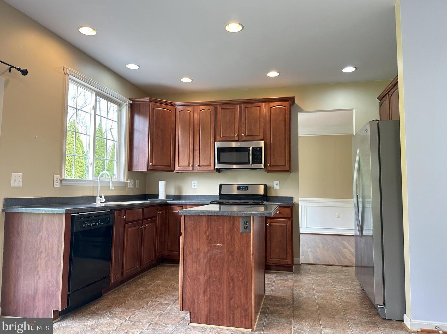 1941 Melvor Ln, Winchester VA  22601-6503 exterior