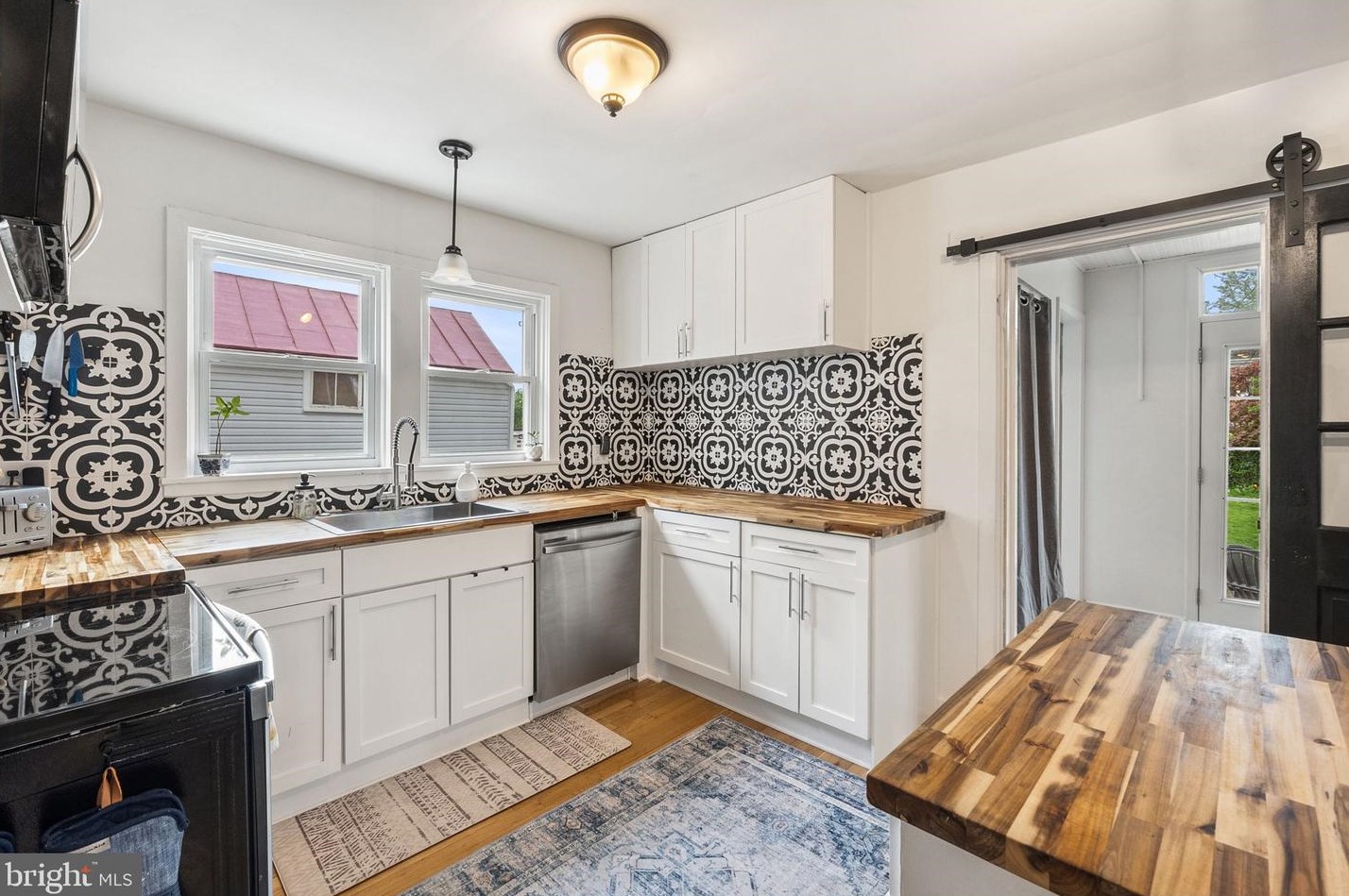 111 Pall Mall St, Winchester VA  22601-4530 exterior