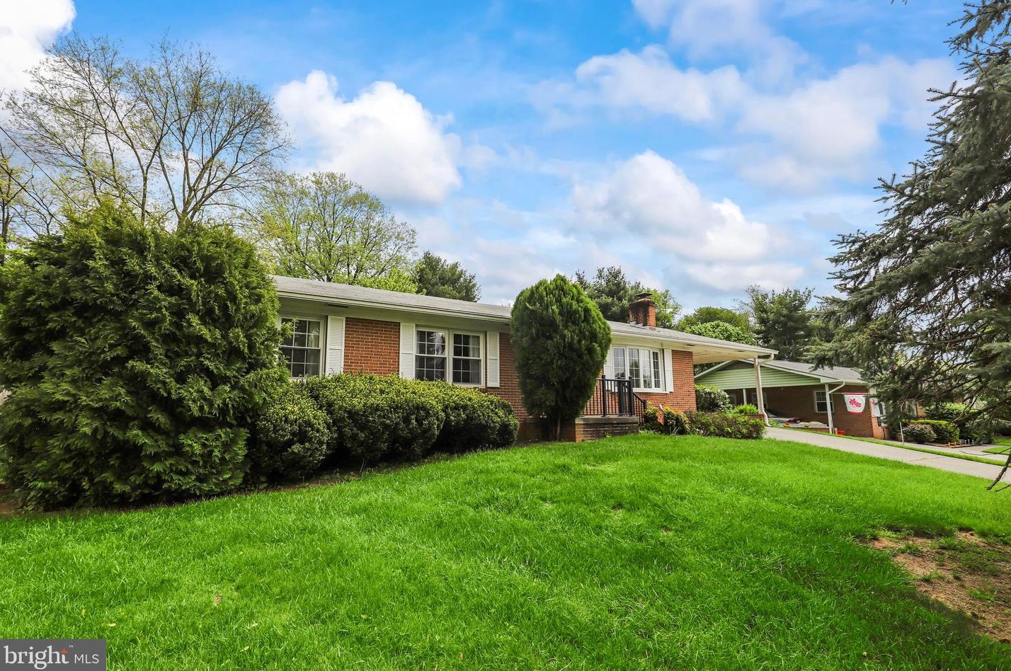 524 Lanny Dr, Winchester, VA 22601