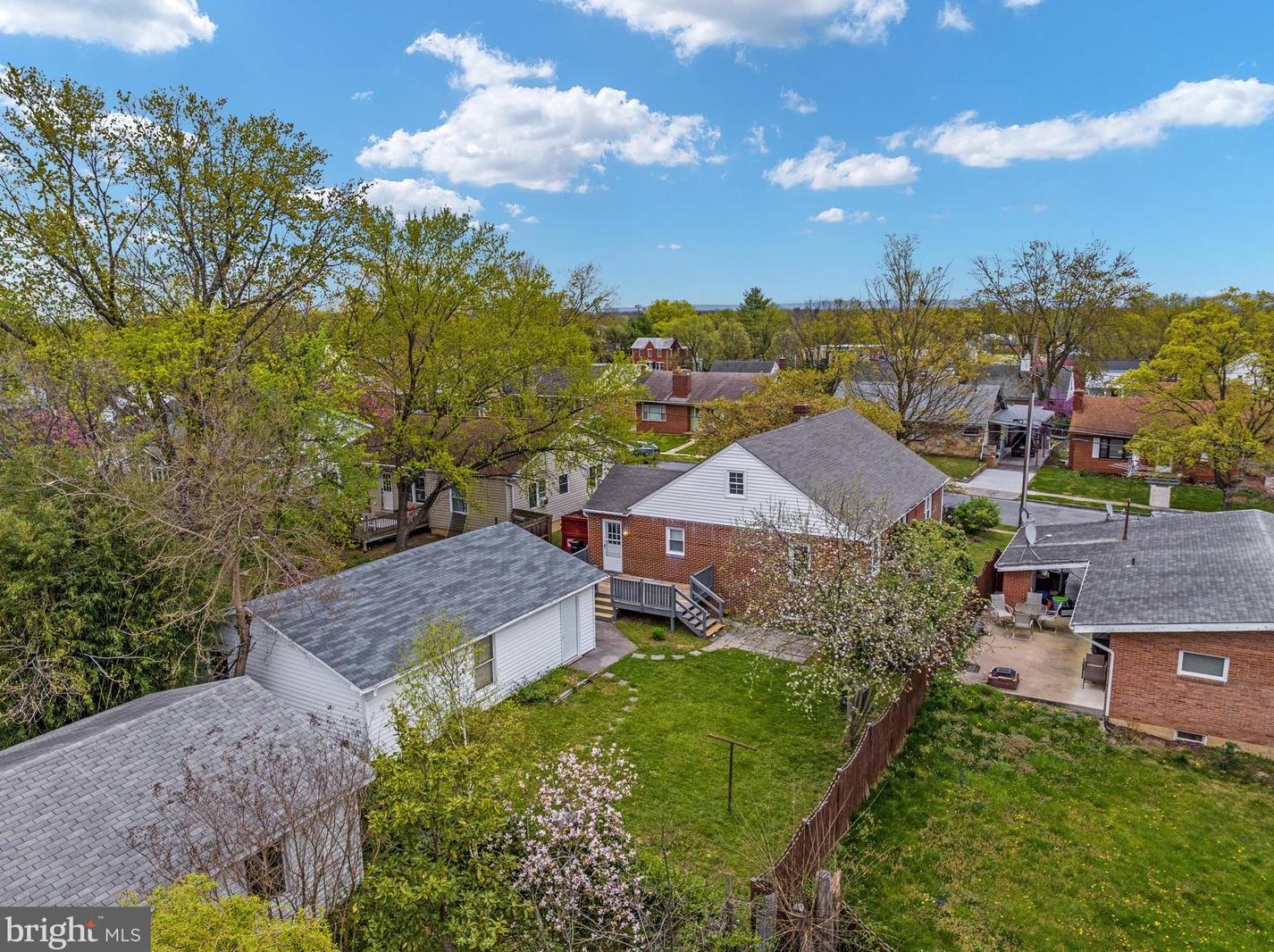 213 Molden Dr, Winchester VA  22601-5512 exterior