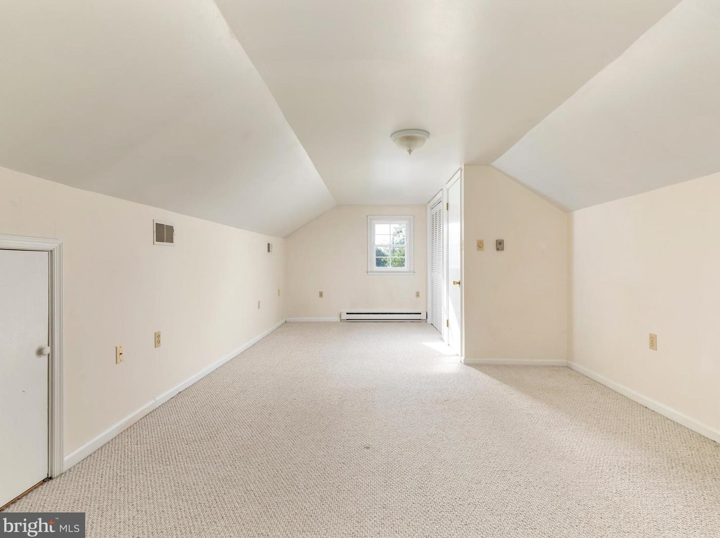 213 Molden Dr, Winchester VA  22601-5512 exterior