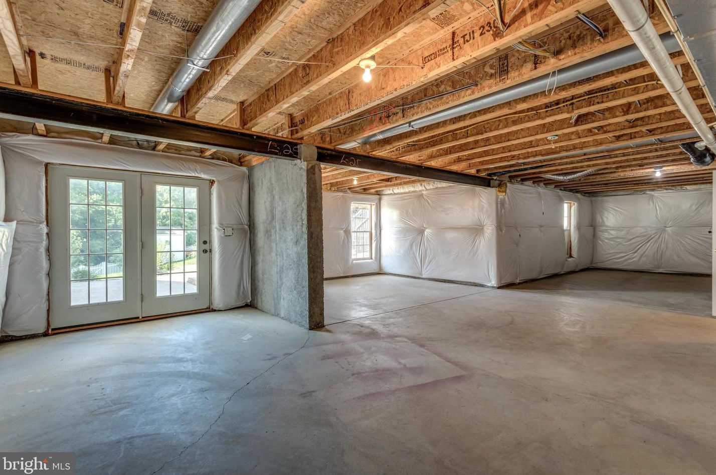 655 Beehive Way, Winchester VA  22601-6438 exterior